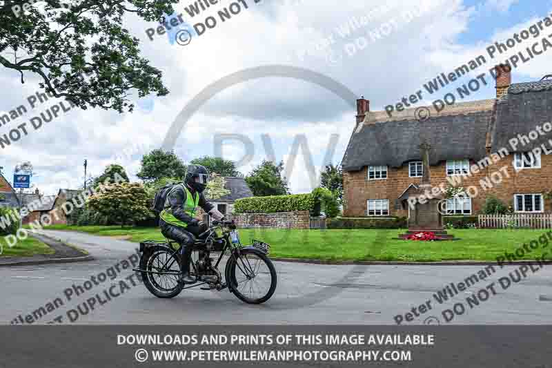 Vintage motorcycle club;eventdigitalimages;no limits trackdays;peter wileman photography;vintage motocycles;vmcc banbury run photographs